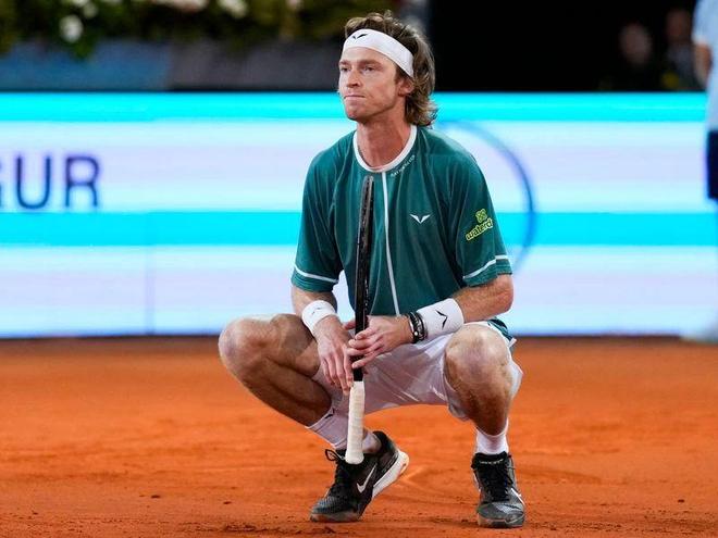 席因凡蒂诺 席因凡蒂诺