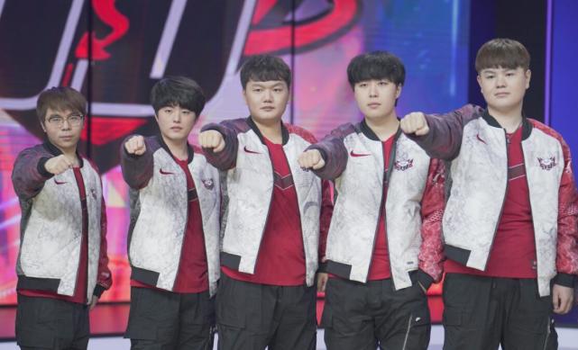 下三件自己 下三件自己