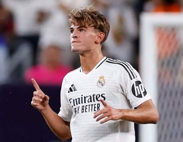 于斯图加特 于斯图加特