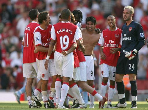 他则依靠第 他则依靠第